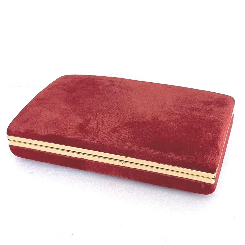 Vintage Mele Red Velvet Jewelry Travel Case Gold Tone Trim Clamshell Organizer‎